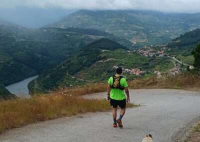 PR1 – Rota do Pico da Vila